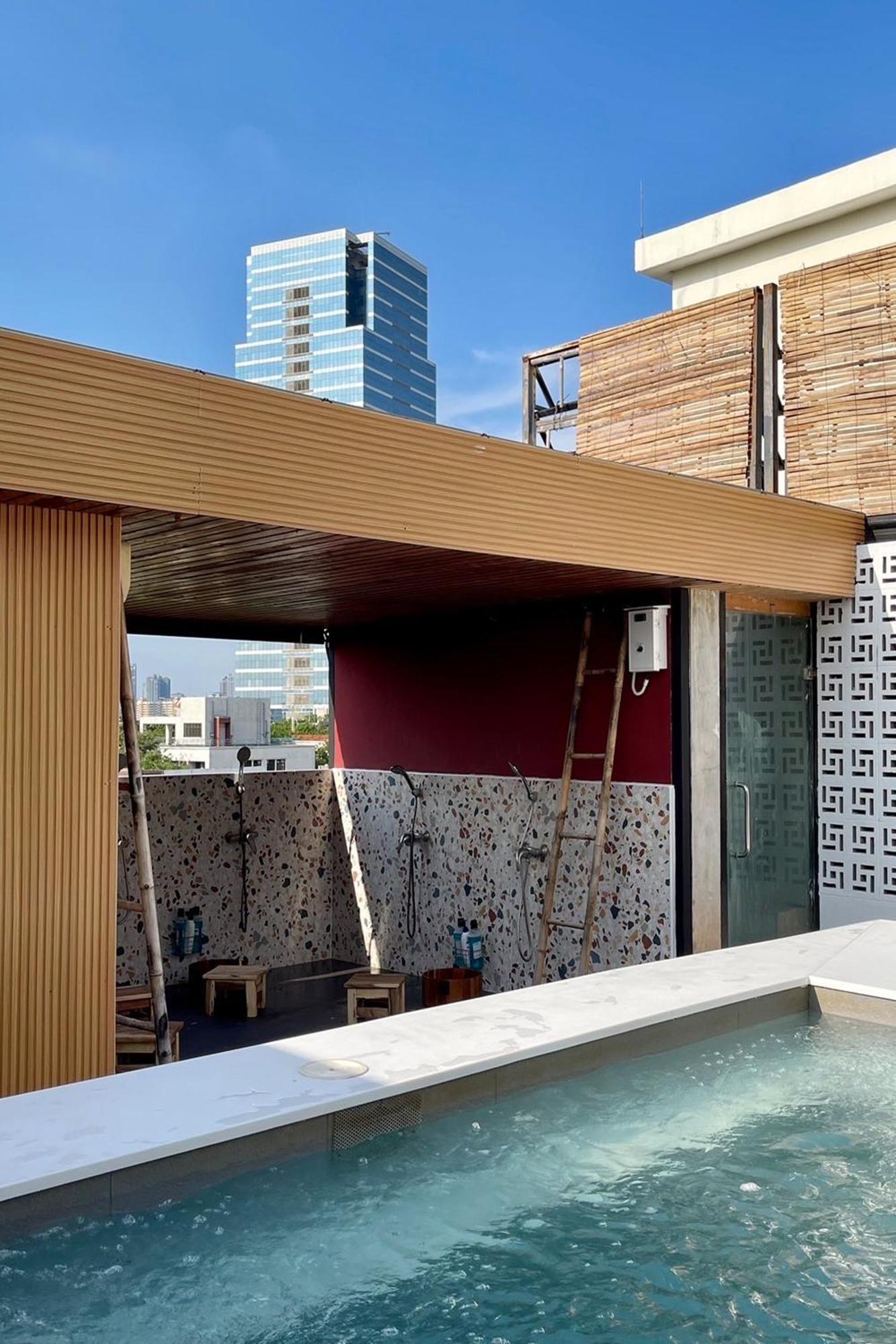 Blu Cabin Gay Poshtel Bangkok Extérieur photo